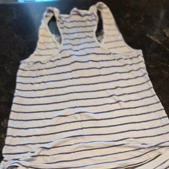 Vince Camuto Blue/White Striped Top and Shorts Pajama Set Loungewear Size Medium - Picture 3 of 6